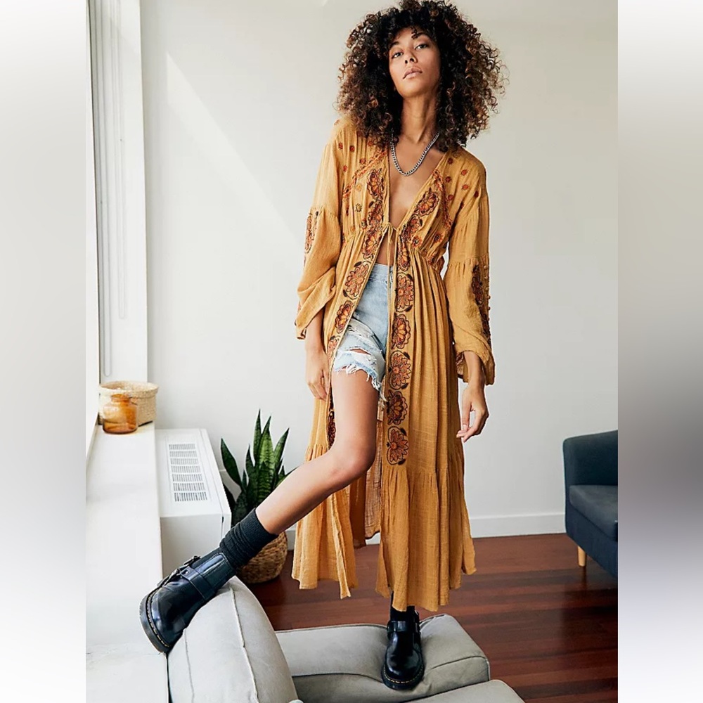 Free People Good Vibes Embroidered Kimono- M/L